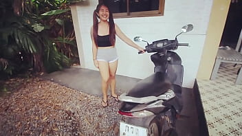 A Thai girl with a curvy butt and big breasts gets her scooter repaired by a black man and easily gives him oral pleasure (Part 1)